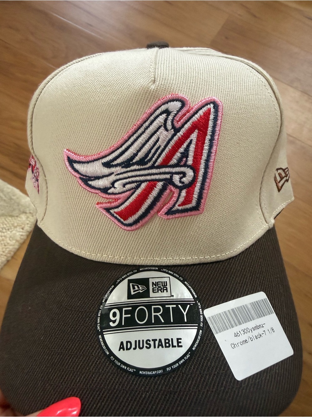 Angels new  Era Two-Tone Baseball Cap in Beige and Black